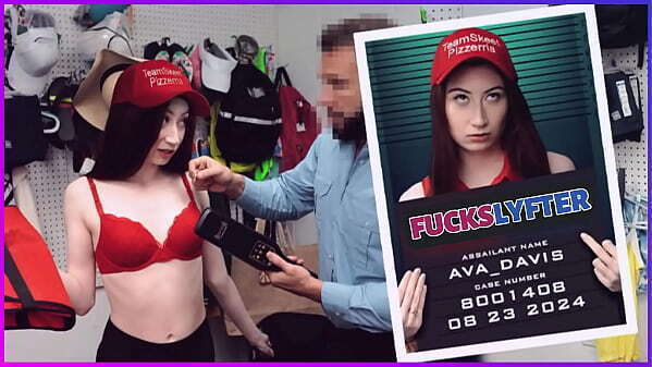 Pizza Delivery Girl Davis Hide Rings Pizza