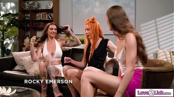 Canceled blind date turns into lesbian oral threesome