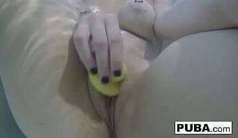 Sexy Nadia takes bath with some rubber duckies