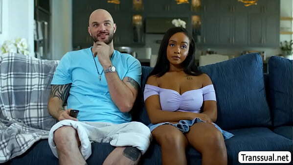 Axel Green gets suck this sucker