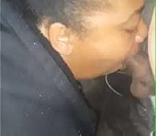 Gordinha casada gostosa chupando mais12. 99255. 0682.