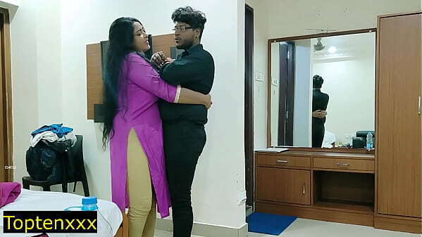 Indian housewife with clear Hindi Audio