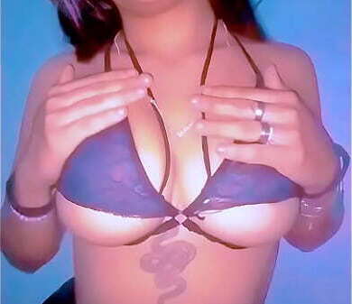 34-B Ricas Tetas ,Demasiado bien para estar delgada