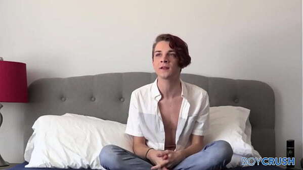 BoyCrush: Super Dylan Ferrell Strokes Until Explodes