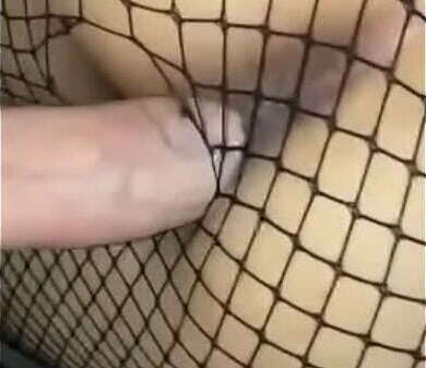 Tight pussy fishnets gets cumshot