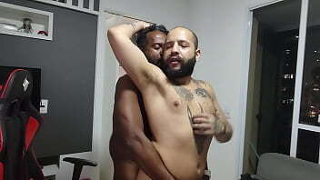 Mamando amigos namorado Inteiro