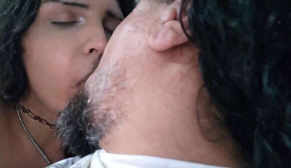 MAMEI GOSTOSO MELHOR AMIGO ENQUANTO ESTAVA FORA- ALICE HAEL