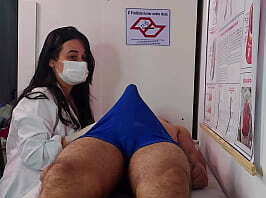 Ere&ccedil_&atilde_o dura frente enfermeira