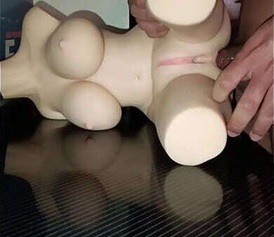 Sally: sexo costado. Criempie estrecho!