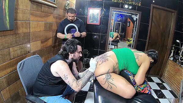 Vloog Essa Morena Tatuou Bunda Tatuagem Igual Cantora Anita