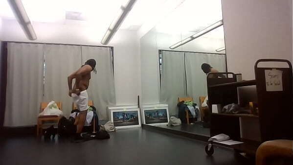 Behind scenes show dress change