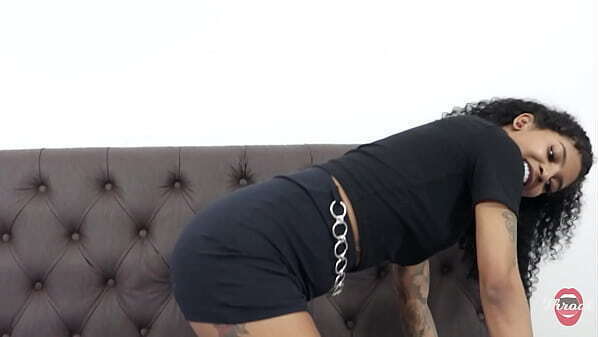 Minha meia-irm&atilde_ negra perfeita mamou sigilo