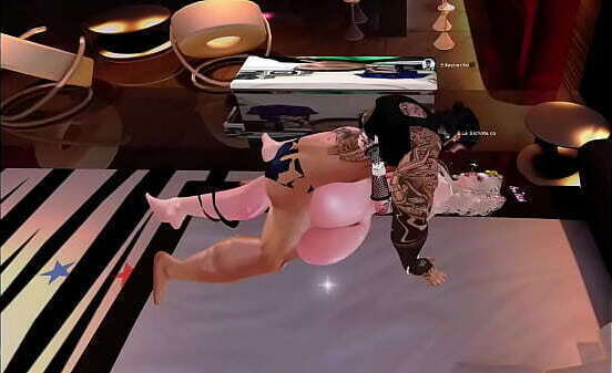 perra Roxxy quiere m&aacute_s verga