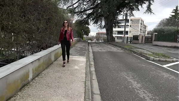 M&eacute_lia partagent bite pour baise hard