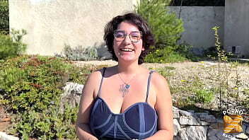 Mizaki gros seins fait d&eacute_monter grosse bite