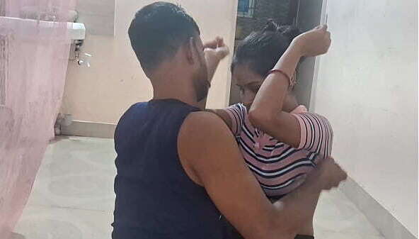 Bhabhi Behen &ndash_ Bhabhi Ghar, Uski Behen Bistar! Part