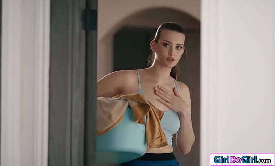 Cleaner stares straight into boss pussy invited join