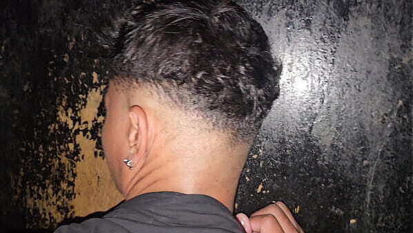 Dando para pedreiro constru&ccedil_&atilde_o Civil, macho estava seco tes&atilde_o.