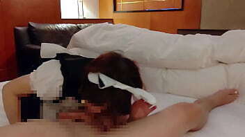 素人ハメ撮り かわいいメイドにたっぷりご奉仕して貰う チンポ握ったままクンニで絶頂 コスプレ