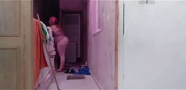 طبوني سخون ومنفوخ كاميرة