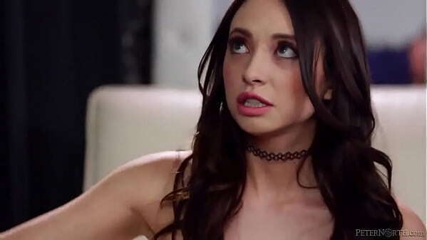 Dark Haired Beauty Quinn Wilde Sucks Fucks Stepfather