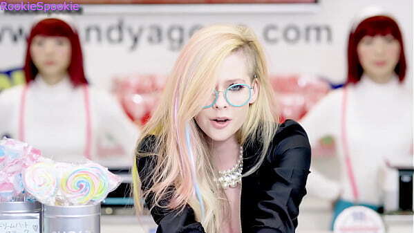Avril Lavigne Hello Kitty (Hottest Moments) Avril Only]