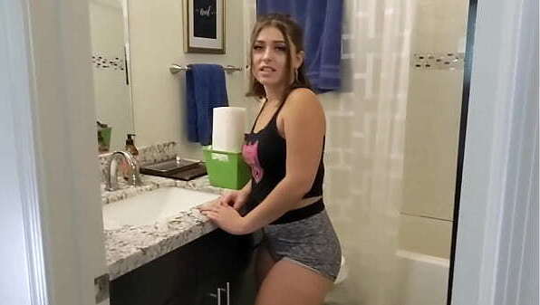 Casting Curvy: fucked tight slim thick maid came mouth!