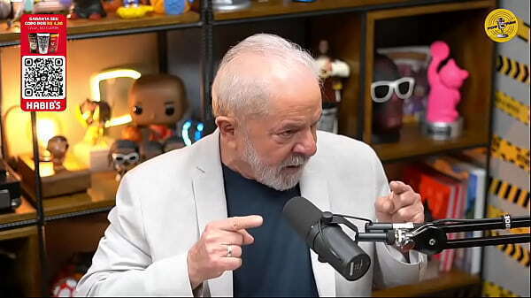 Dois Novinhos Babando Velhinho cachaceiro