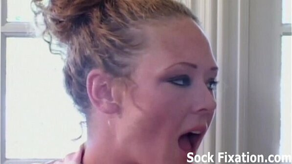 Lick feet then pussy, slave