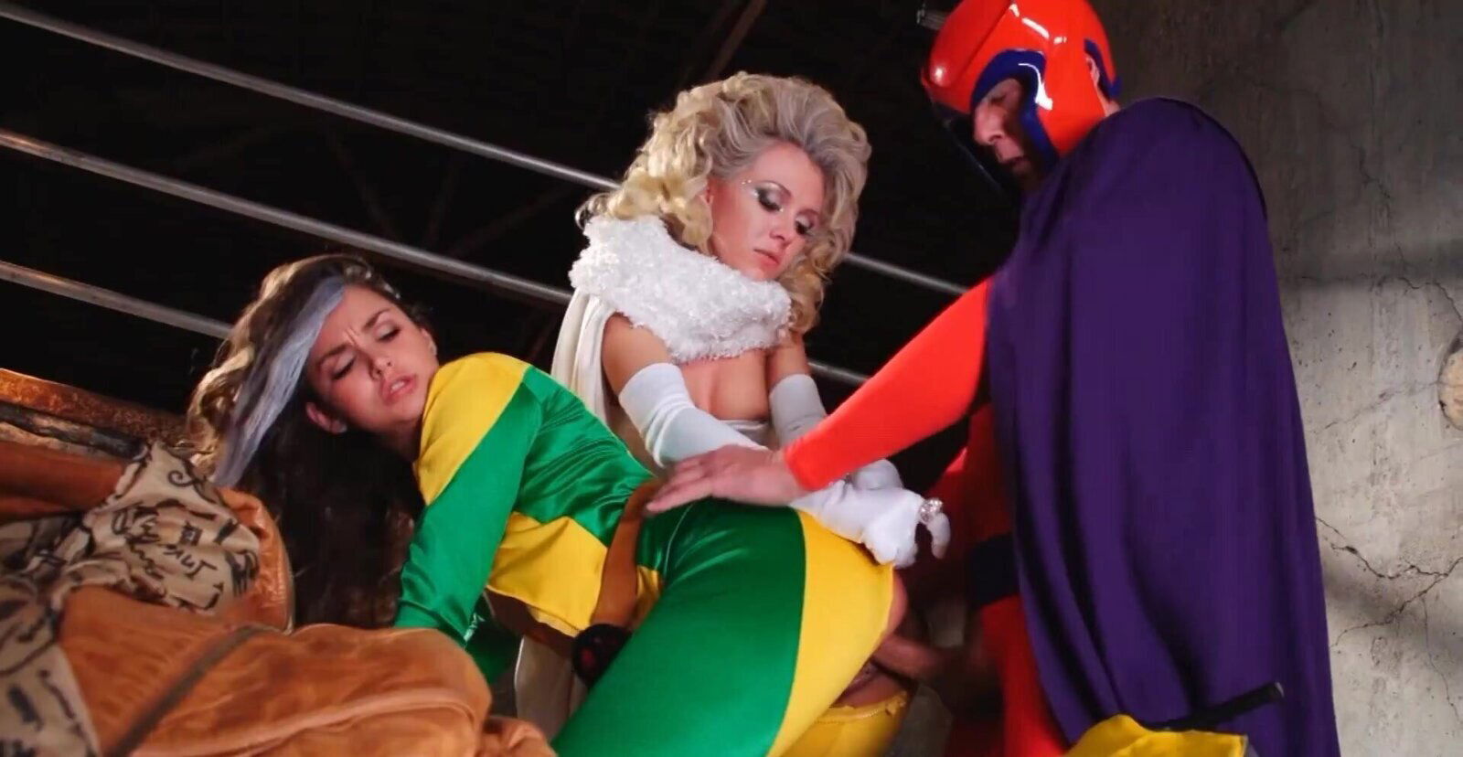 threesome action with Allie Haze, Byron, Jeanie Marie Sullivan