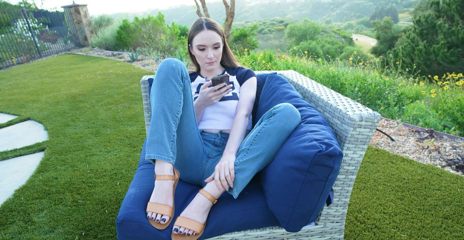 Feet Tease with Hazel Moore