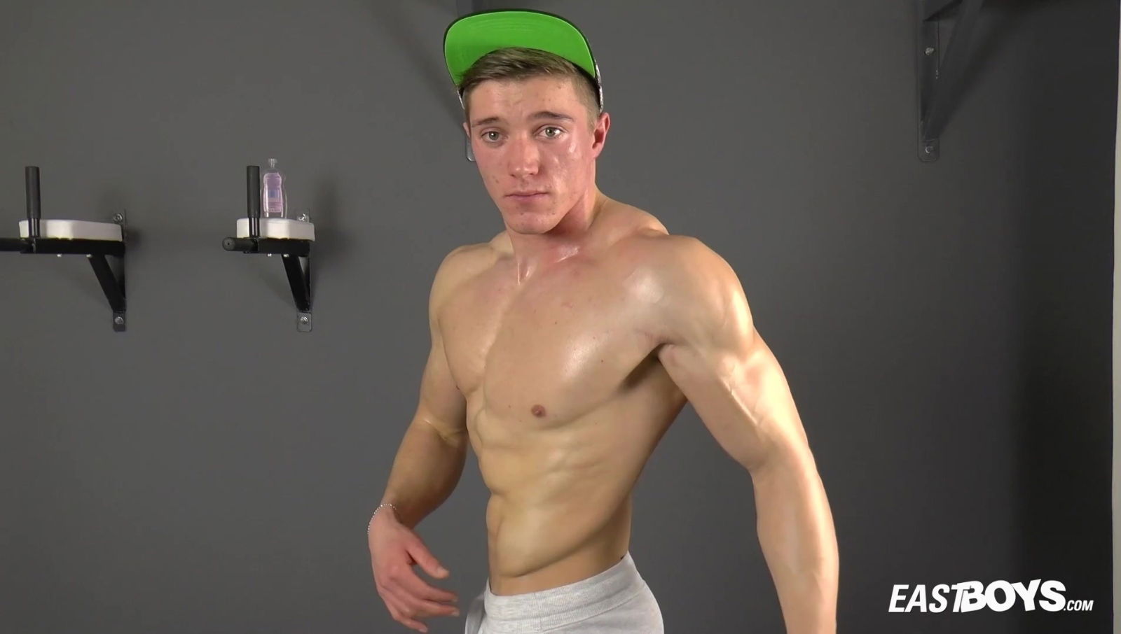 Larry Mccormick Handsome Muscle Flexing Wanking