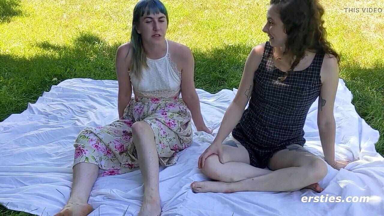 Married Canadian couple Laney enjoys outdoor strap-on lesbian