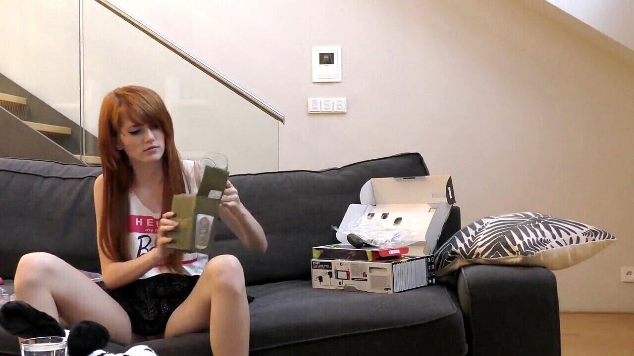 Sexy redhead Swix incredible solo play session