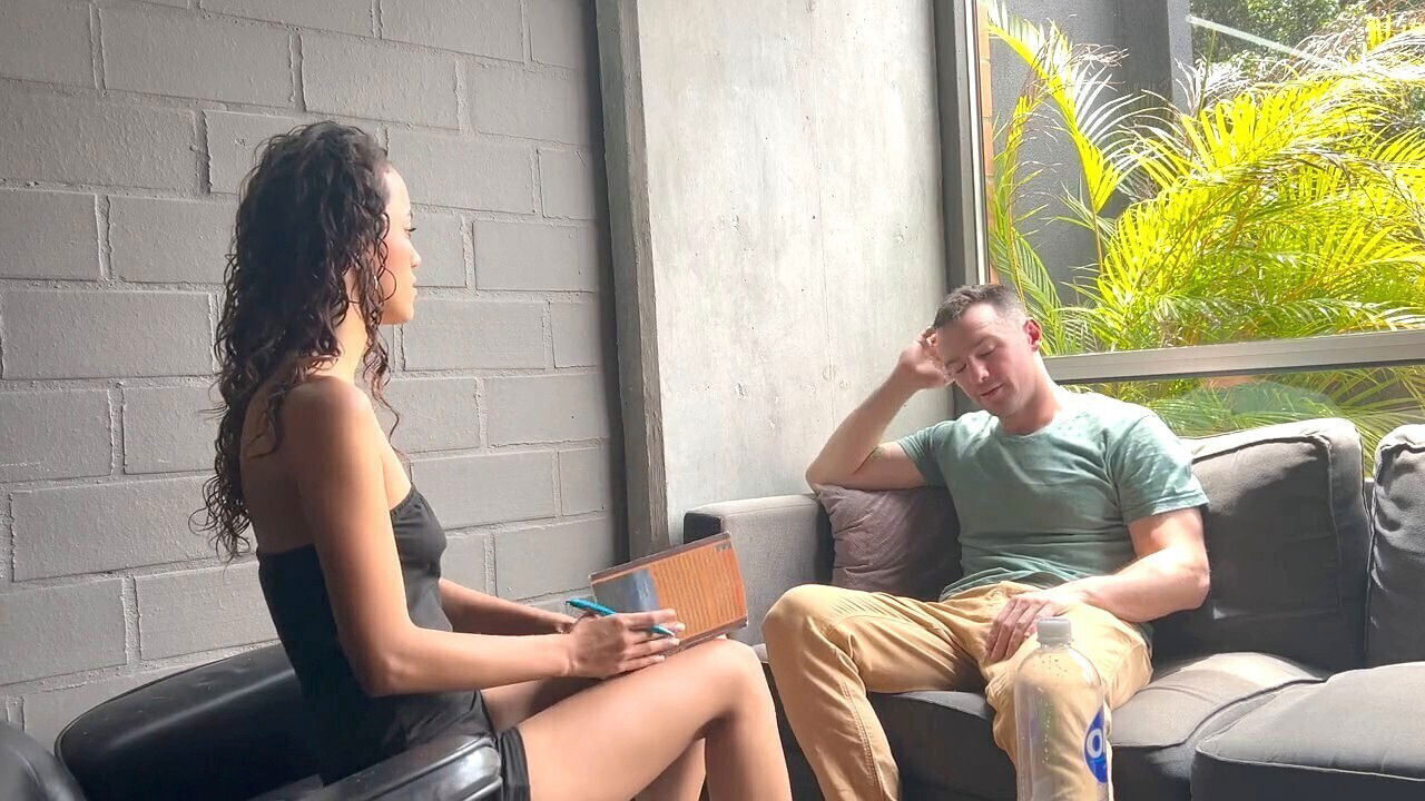 Steamy oral unprotected with Latina therapist