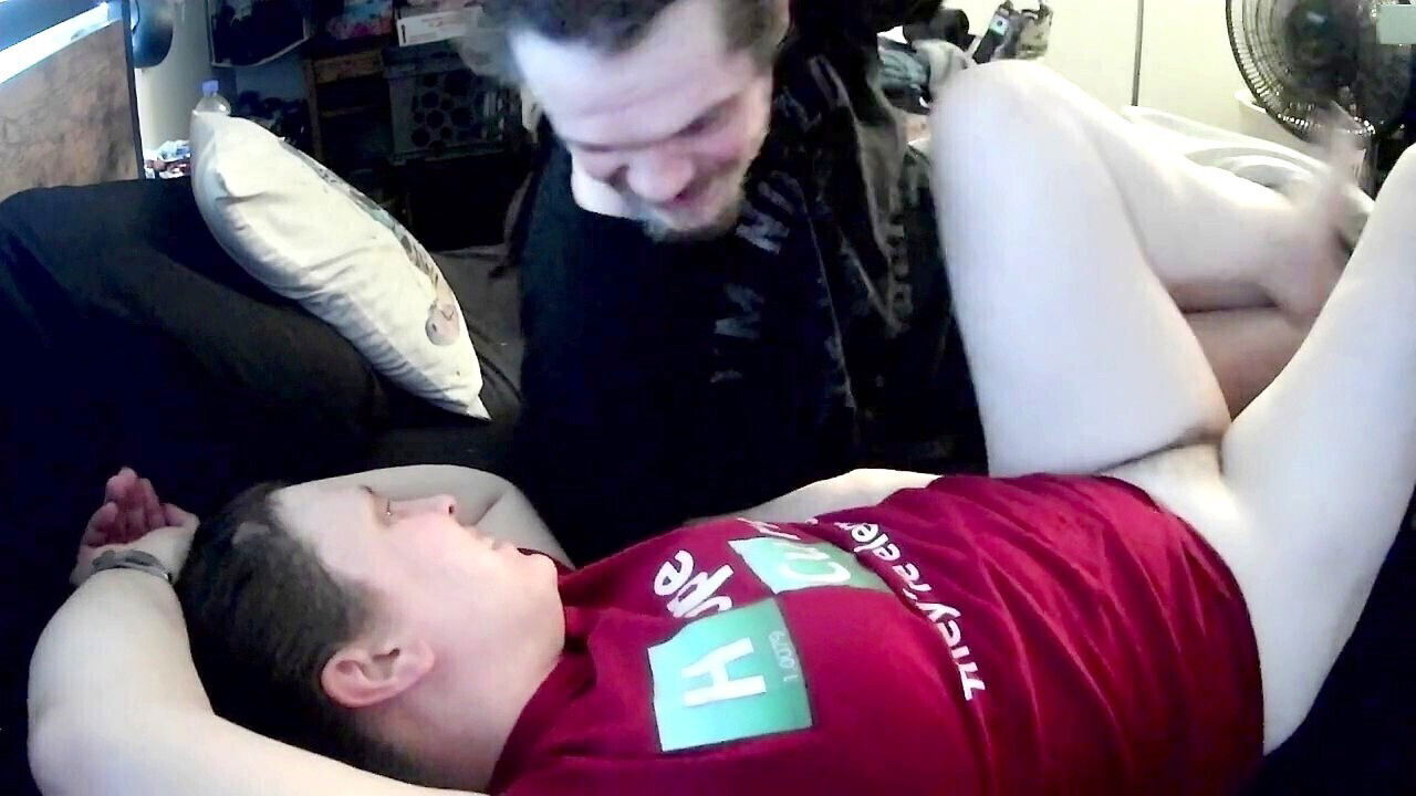 neighbor milf wife gets load before husband leaves work