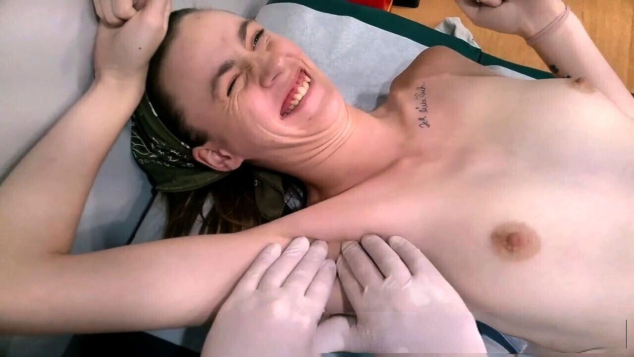 Tampa gives thorough medical exam Jade with some naughty twists