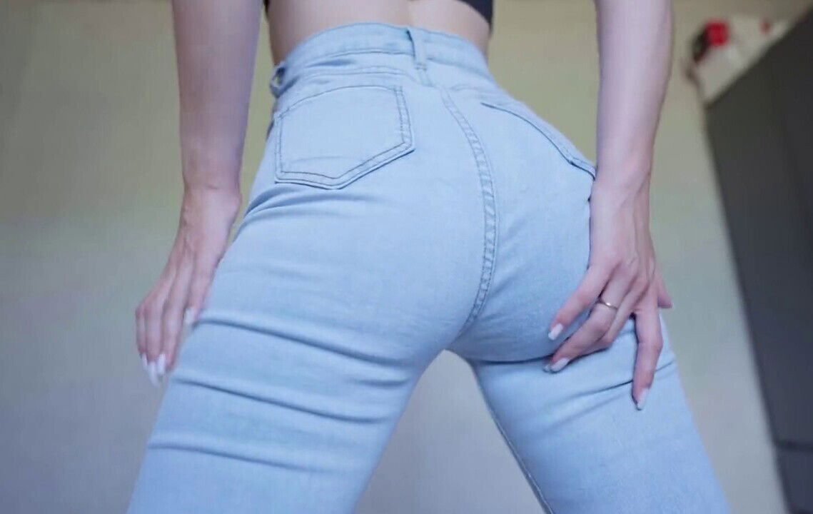 Jeans facesitting, facesitting fart, face fart fantasy