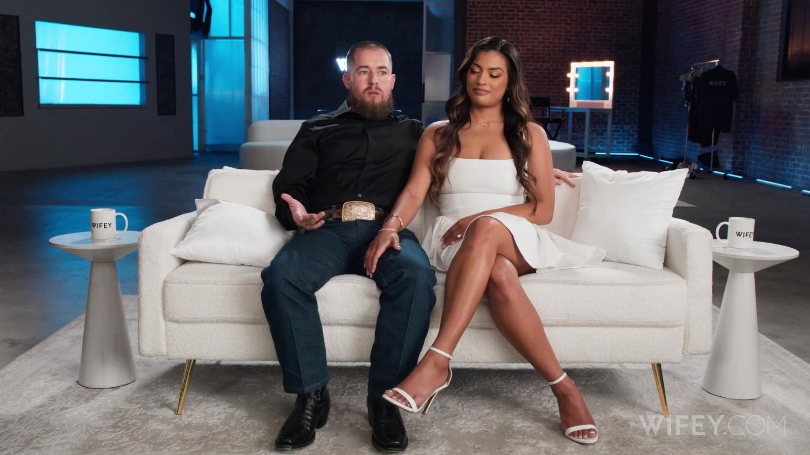 Busty Latina MILF Karina Valentins rides while husband watching