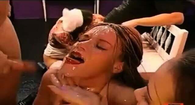 Deutsche Amateure Bukkake-Party vollgespritzt