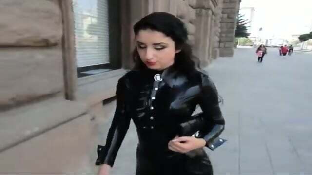 Marilyn Yusuf First time wearing latex public [2012.07]