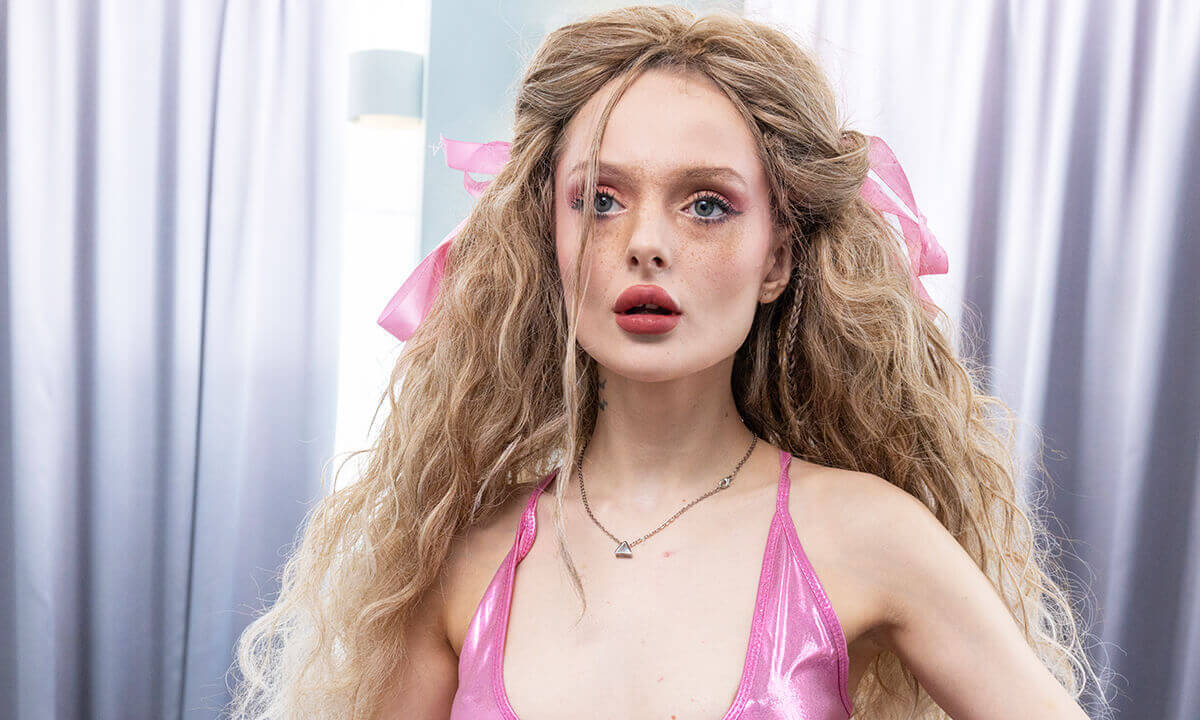 Skinny Flexi Doll Gets Destroyed