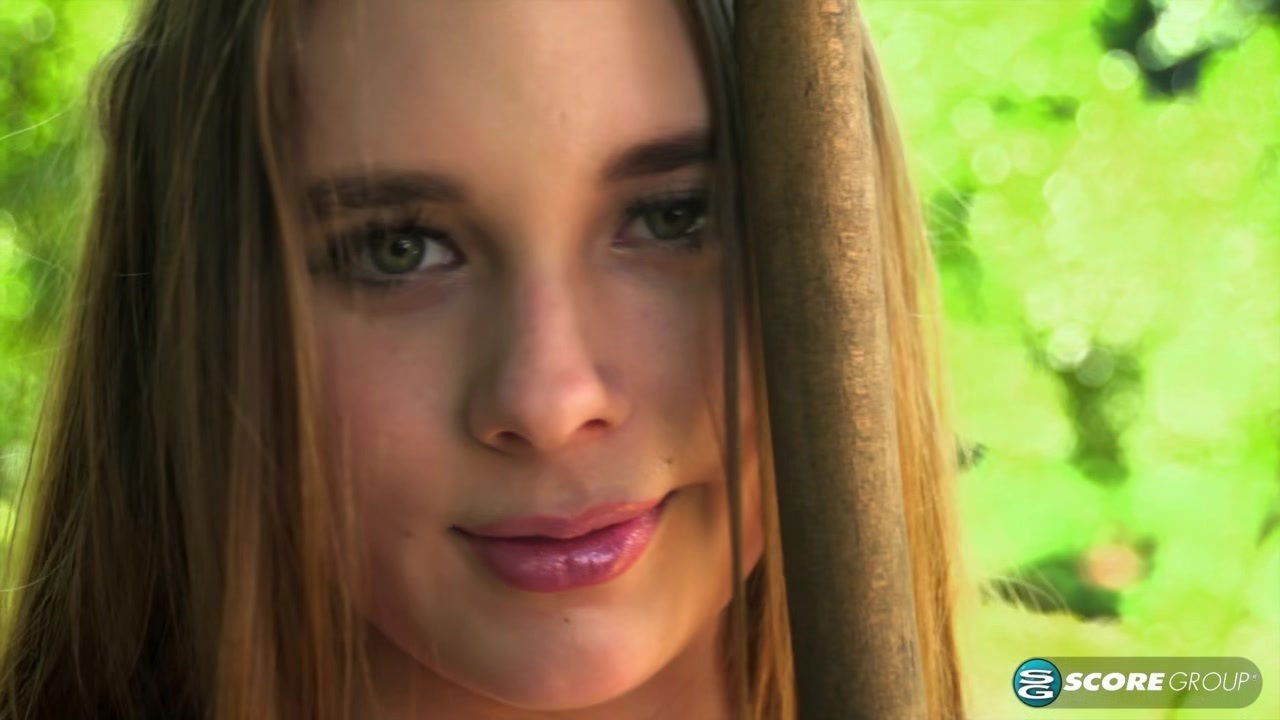 Lucy Laistner: Girl In A Summer Dress