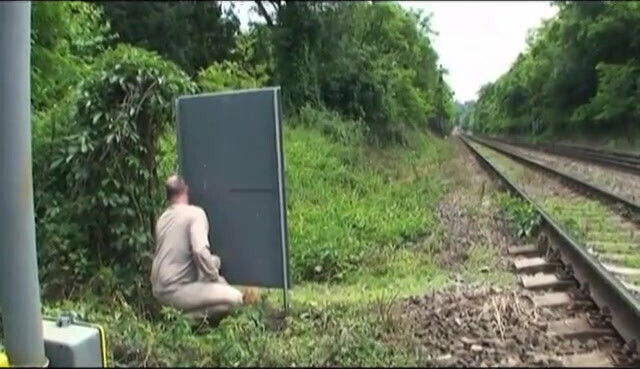 Amateurs have outdoor with slutty girl