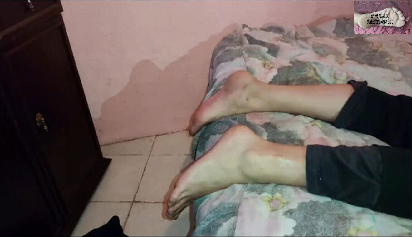 Rubbing Pussy Against Man's Feet