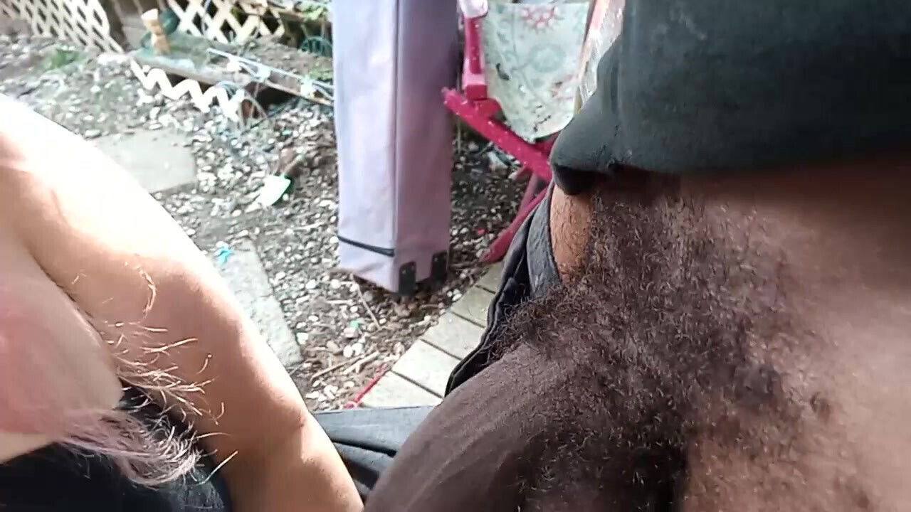 Training Throat Outside While Neighbors Listen