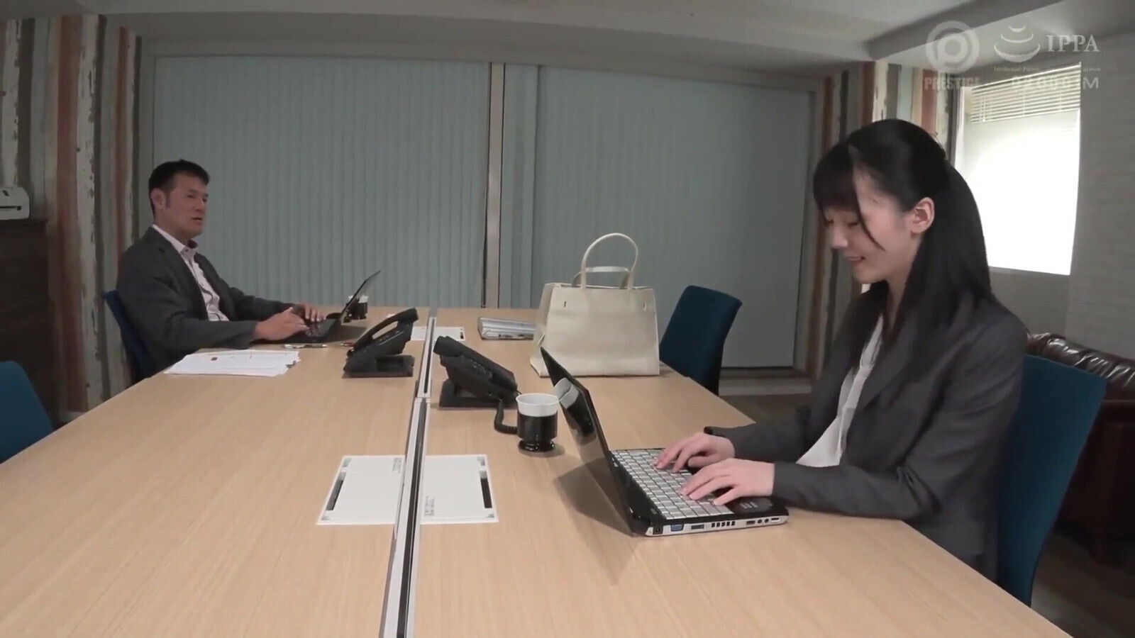 Mercy Erotic Lascivious Woman Heat When Work. Part.1