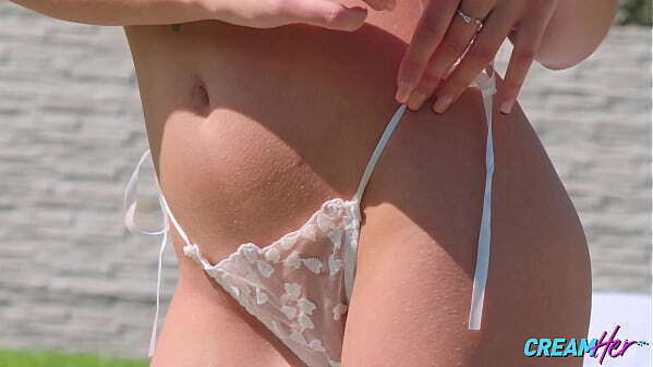 Slutty Hottie Asandra Dewy Gets Deep Satisfaction