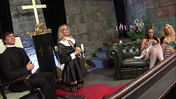 Jordan Kingsley, Tammie Lee, Stacey Saran Horny