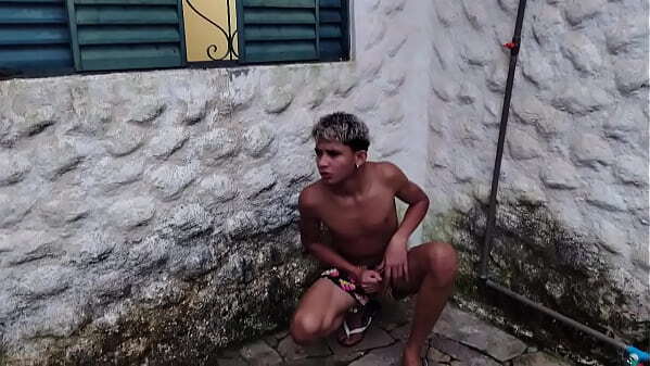 Madrasta insaci&aacute_vel levam surra Piroca d&oacute_is Entiado aquela gozada cara trazendo irm&atilde_os mais pr&oacute_ximo